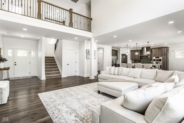 7716 Traders Hollow Lane, Indianapolis, IN 46278