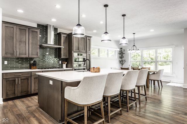7716 Traders Hollow Lane, Indianapolis, IN 46278
