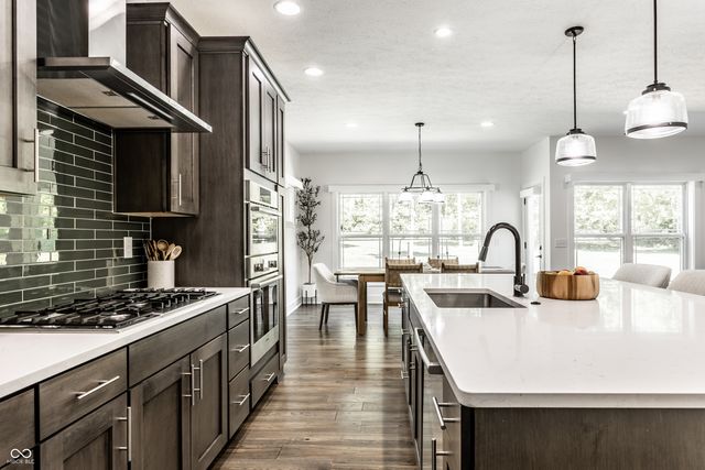 7716 Traders Hollow Lane, Indianapolis, IN 46278