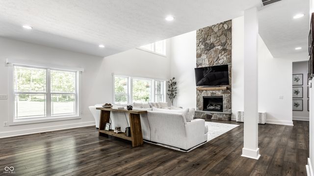 7716 Traders Hollow Lane, Indianapolis, IN 46278