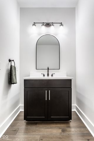 7716 Traders Hollow Lane, Indianapolis, IN 46278