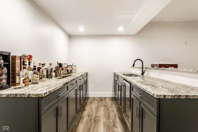 7716 Traders Hollow Lane, Indianapolis, IN 46278