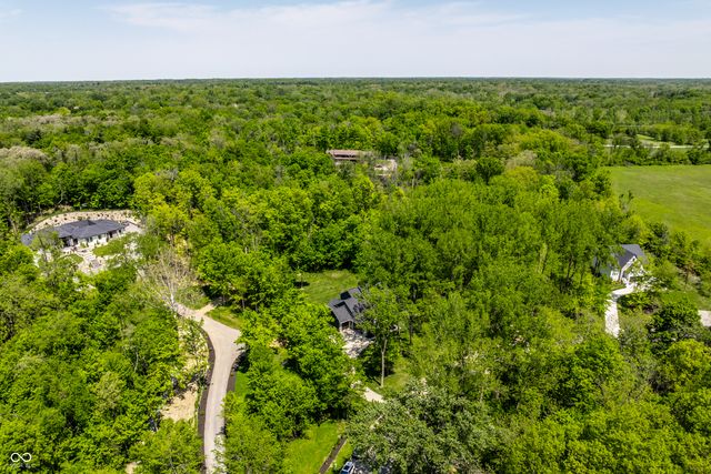 7716 Traders Hollow Lane, Indianapolis, IN 46278