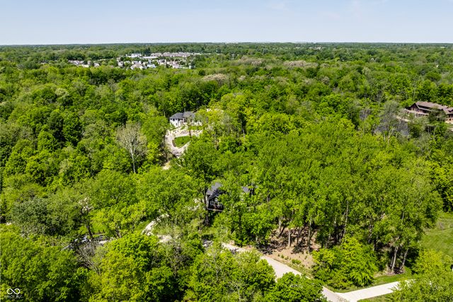7716 Traders Hollow Lane, Indianapolis, IN 46278
