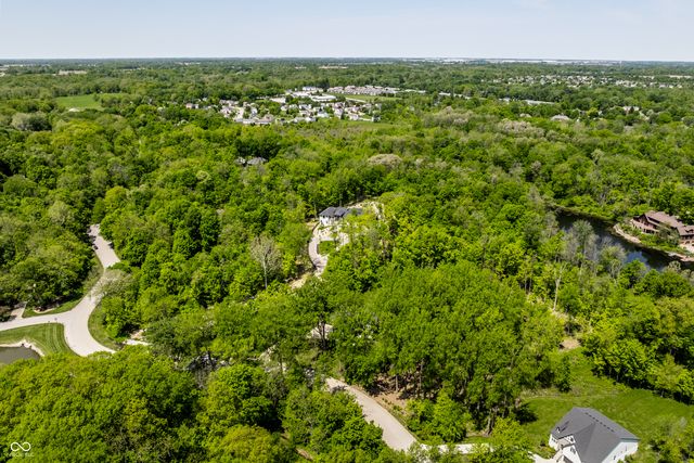 7716 Traders Hollow Lane, Indianapolis, IN 46278