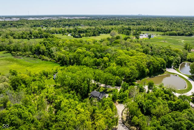 7716 Traders Hollow Lane, Indianapolis, IN 46278