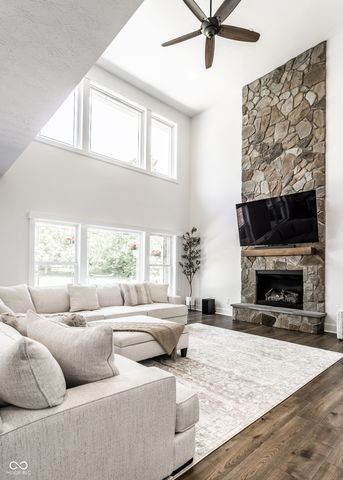 7716 Traders Hollow Lane, Indianapolis, IN 46278