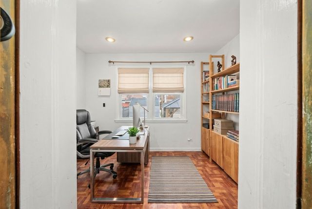 3833 Oak Park Avenue, Berwyn, IL 60402