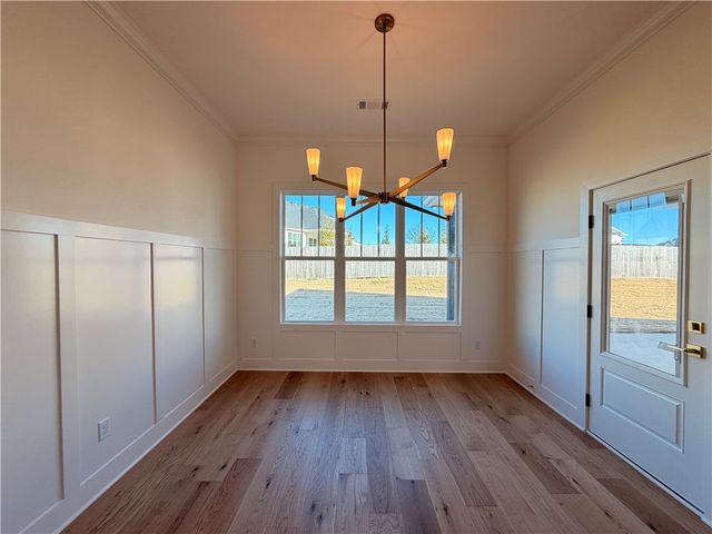 2724 Amaris Avenue, Lowell, AR 72745