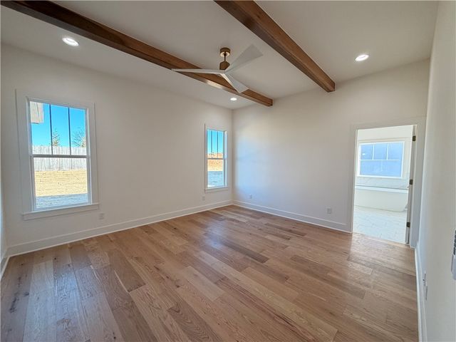 2724 Amaris Avenue, Lowell, AR 72745