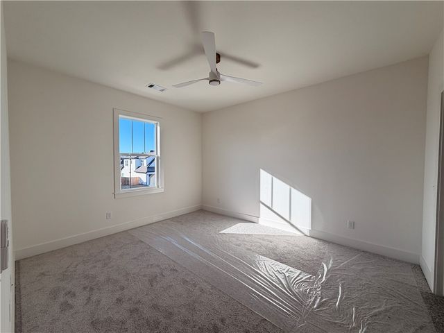 2724 Amaris Avenue, Lowell, AR 72745