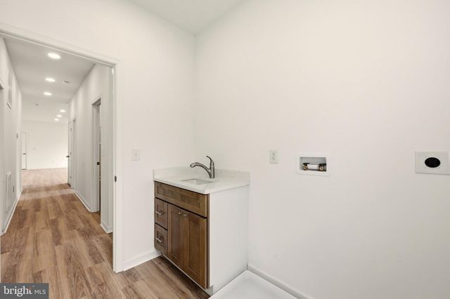 35 MAUVE RD, Hedgesville, WV 25427