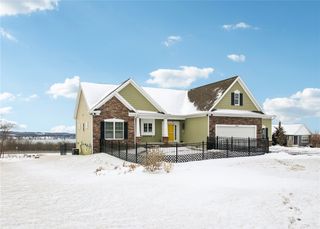 3636 Lincoln Hill Road, Hopewell, NY 14424