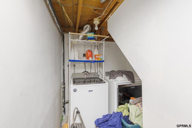 7407 S 72 Avenue, La Vista, NE 68128