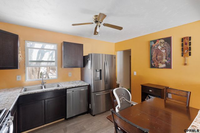 7407 S 72 Avenue, La Vista, NE 68128