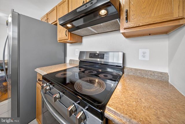 11698 FORT UNION DR, Remington, VA 22734
