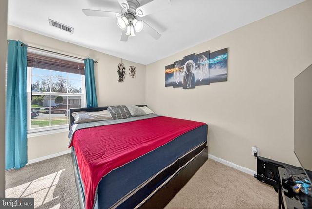 11698 FORT UNION DR, Remington, VA 22734