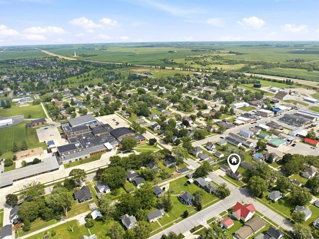 406 2nd Street, Dike, IA 50624