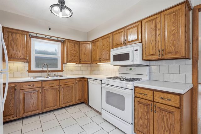 406 2nd Street, Dike, IA 50624