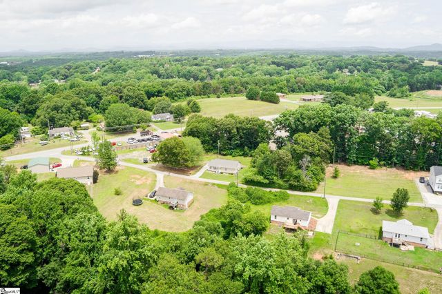115 Clover Street, Liberty, SC 29657