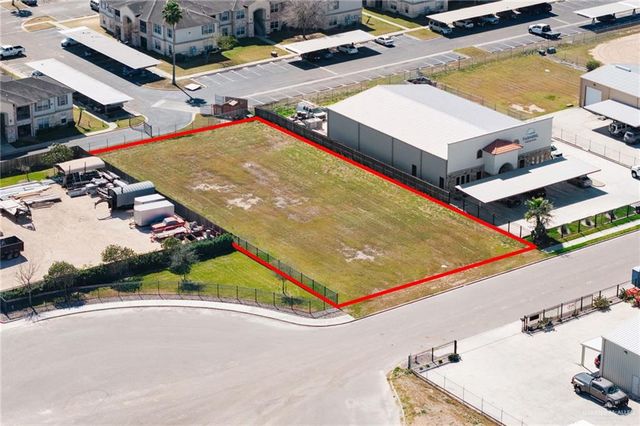 914 E Big Horn Drive, Edinburg, TX 78542