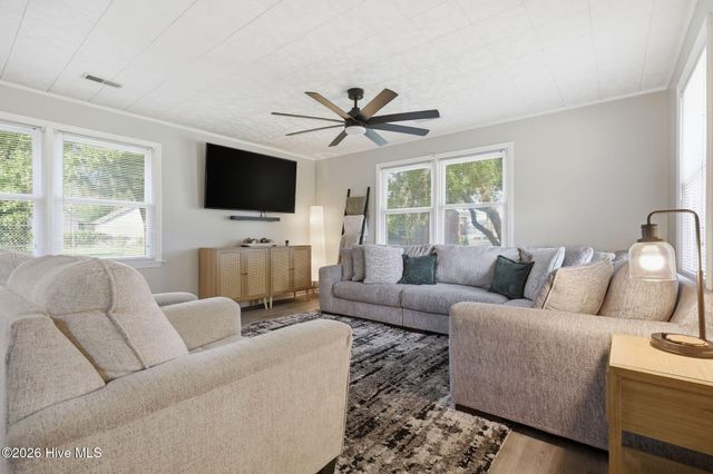 116 E Catawba Road, Greenville, NC 27834