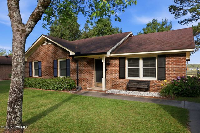 116 E Catawba Road, Greenville, NC 27834