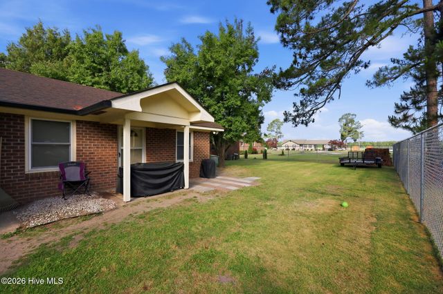 116 E Catawba Road, Greenville, NC 27834