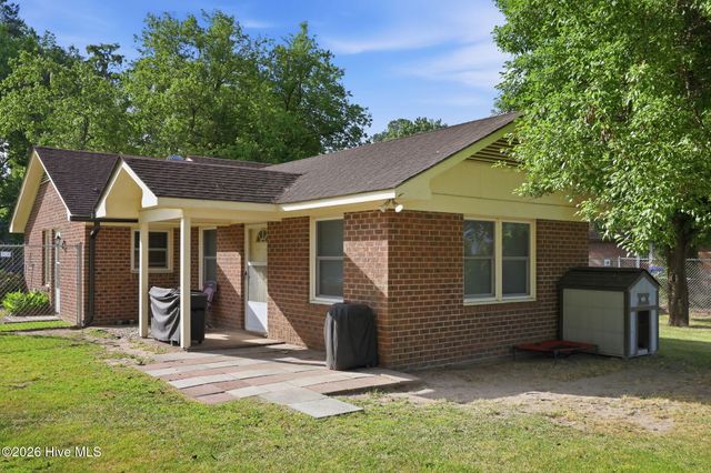 116 E Catawba Road, Greenville, NC 27834