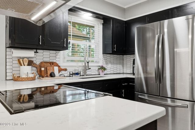116 E Catawba Road, Greenville, NC 27834