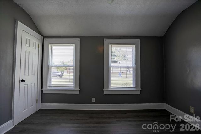 605 Meadowbrook Road, Kings Mountain, NC 28086