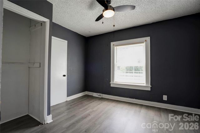 605 Meadowbrook Road, Kings Mountain, NC 28086