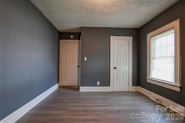 605 Meadowbrook Road, Kings Mountain, NC 28086