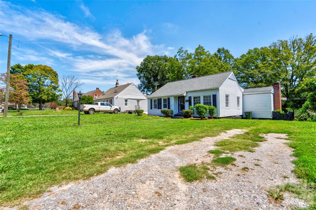 605 Meadowbrook Road, Kings Mountain, NC 28086