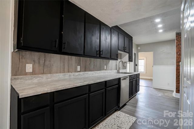 605 Meadowbrook Road, Kings Mountain, NC 28086