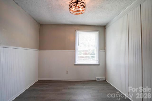 605 Meadowbrook Road, Kings Mountain, NC 28086