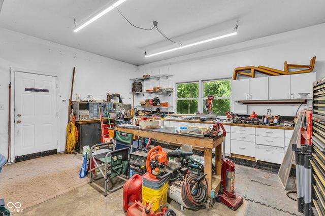 4181 N Foxcliff North Drive W, Martinsville, IN 46151