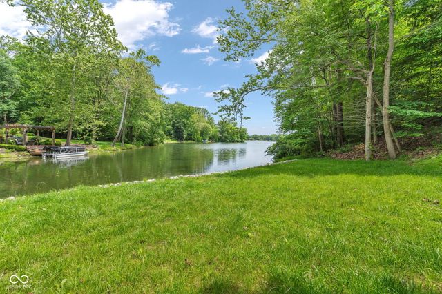 4181 N Foxcliff North Drive W, Martinsville, IN 46151