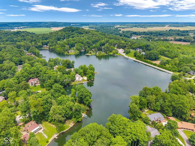 4181 N Foxcliff North Drive W, Martinsville, IN 46151