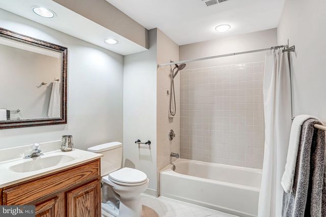 13772 LAUREL ROCK DR, Clifton, VA 20124
