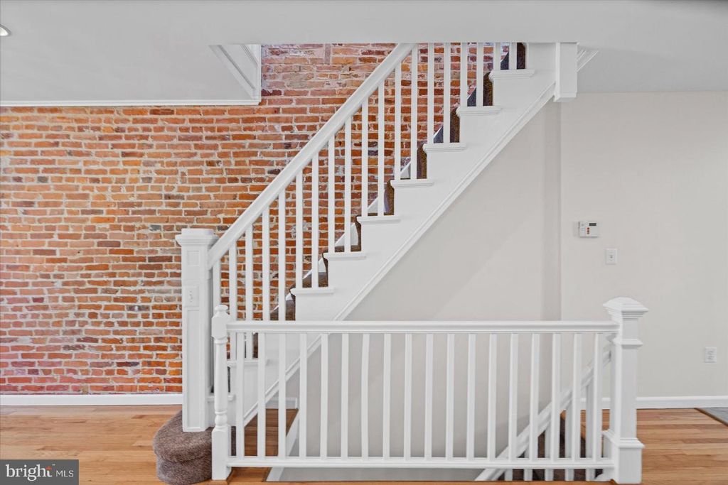 Image 13 of property listing at 24 N STREEPER ST, Baltimore, MD 21224