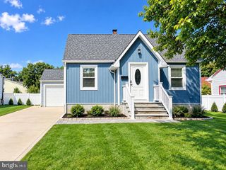49 E BUCKINGHAM AVE, Mt Ephraim, NJ 08059