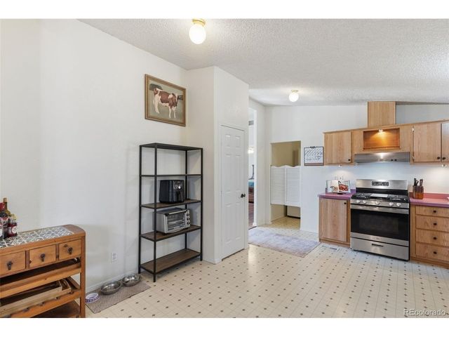23760 Fleet St, Colorado Springs, CO 80928