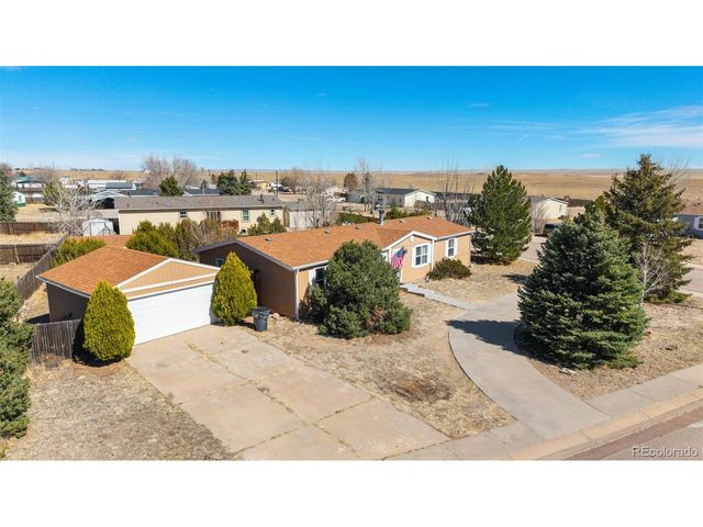 23760 Fleet St, Colorado Springs, CO 80928