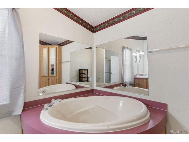 23760 Fleet St, Colorado Springs, CO 80928