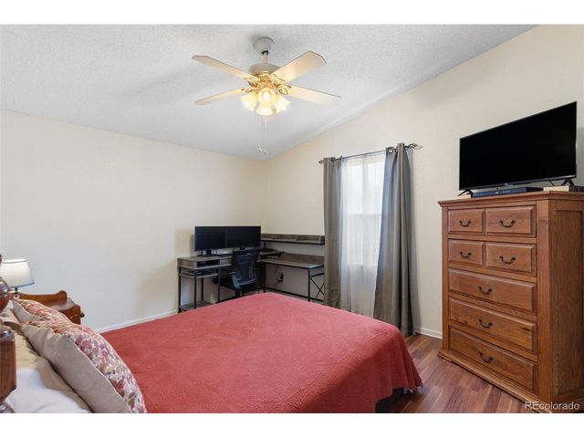 23760 Fleet St, Colorado Springs, CO 80928