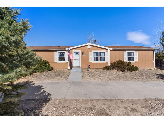 23760 Fleet St, Colorado Springs, CO 80928