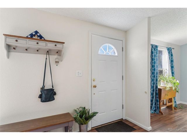 23760 Fleet St, Colorado Springs, CO 80928