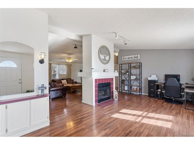 23760 Fleet St, Colorado Springs, CO 80928