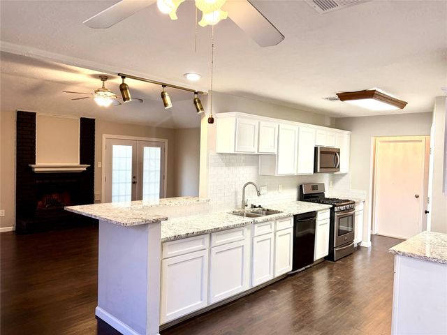 2006 Musket Ridge Drive, Richmond, TX 77406